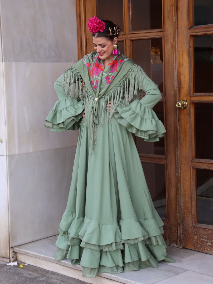 Bata flamenca Carmela (más colores) 10 Bata flamenca Carmela (más colores) - Imagen 10