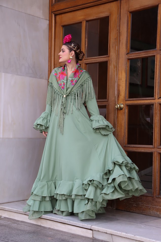 Bata flamenca Carmela (más colores) 15 Bata flamenca Carmela (más colores) - Imagen 15