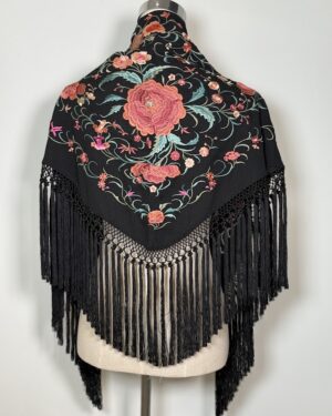 Mantón bordado Candela negro