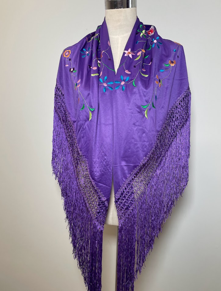 Mantón poliéster morado bordado colores 2 Mantón poliéster morado bordado colores - Imagen 2
