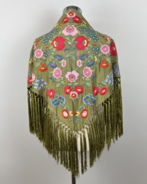 Mantón bordado Hinojos verde oliva