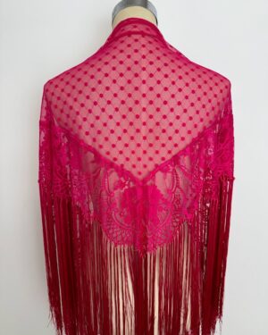 Mantoncillo encaje fucsia
